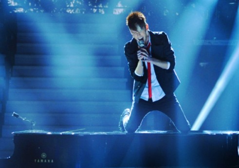 Video >> Colton Dixon Post-<i>Idol</i> Performances/Interviews