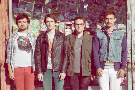 Music Video >> Walk The Moon – “Tightrope”
