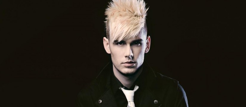 Preview Colton Dixon’s Debut Album, ‘A Messenger’