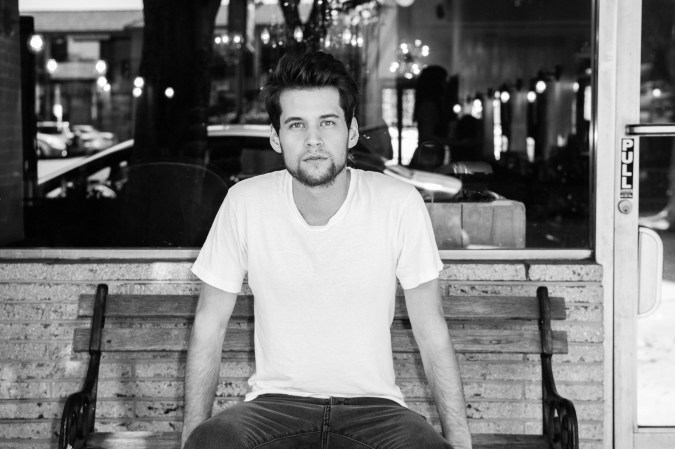 Matt-Hires-Pub-2-Photo-credit-Reid-Rolls