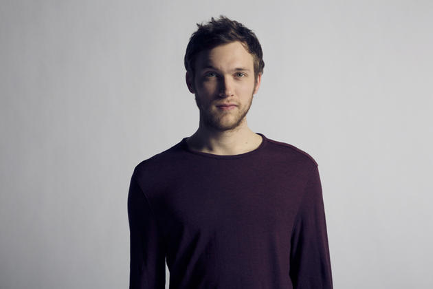Music Video >> Phillip Phillips – “Raging&nbsp;Fire”